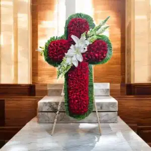 Cruz Fúnebre Homenaje Escarlata