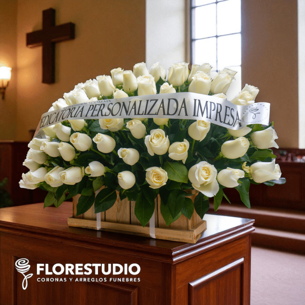 Pie de Caja “Descanso en la Luz” – Rosas Blancas en Honor Celestial 1