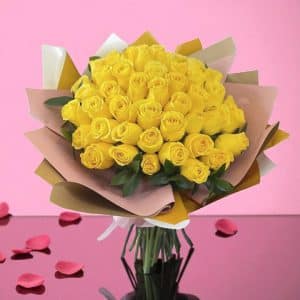 Ramo de 50 Rosas Amarillas – Aurora Dorada