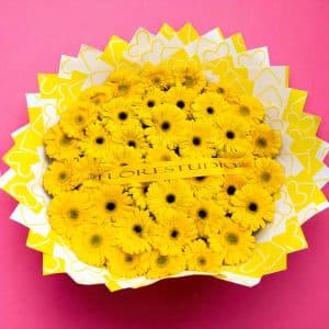 Ramo de 40 Gerberas Amarillas – Brillo Dorado